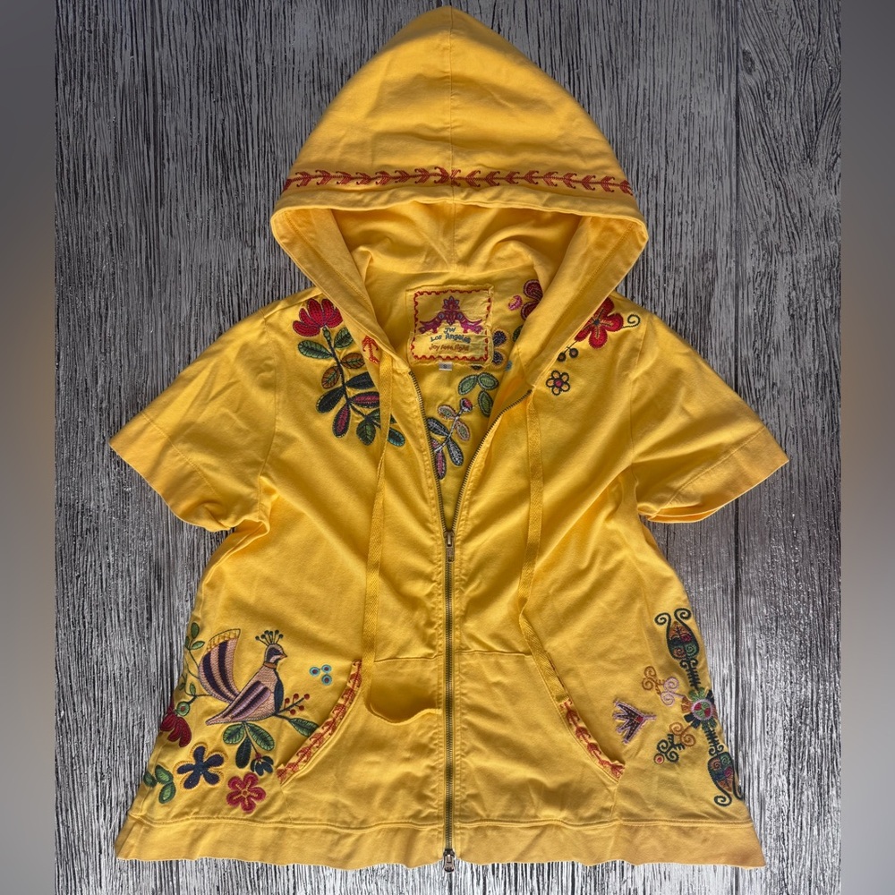 (LIKE NEW) JWLA Embroidered Short Sleeve Hoodie S